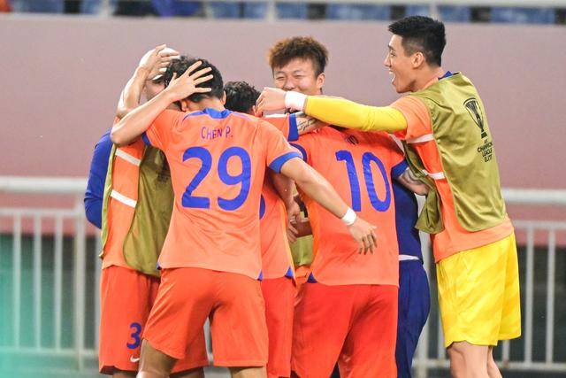 中国U18男篮B队惨败于西班牙，姚明见证篮球根本问题凸显