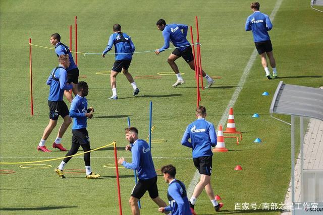 里克·卡莱尔分享执教理念转变：让基德掌控后球队表现回暖